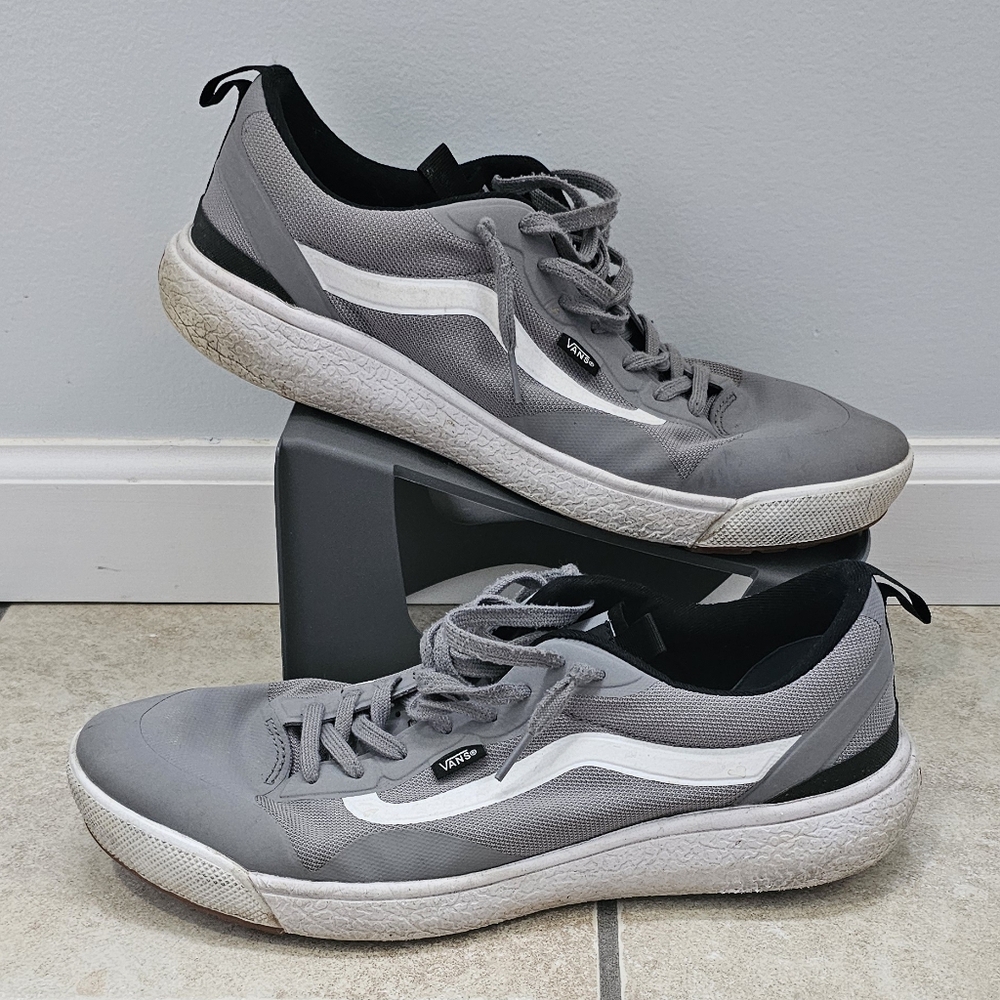 Vans Ultrarange Exo mens size 13